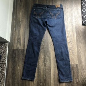 Hollister skinny jeans